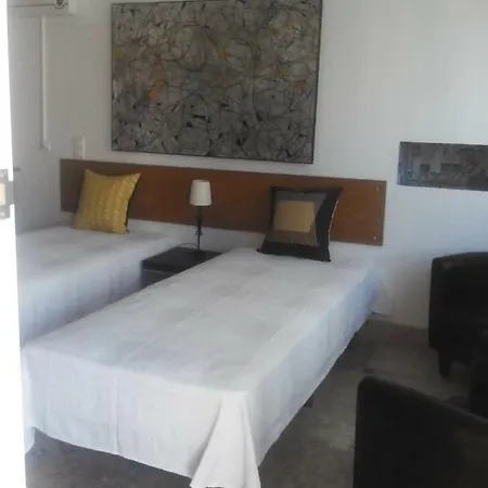 Yellow House Cascais, Studio Historic Centre A+ Location Διαμέρισμα *